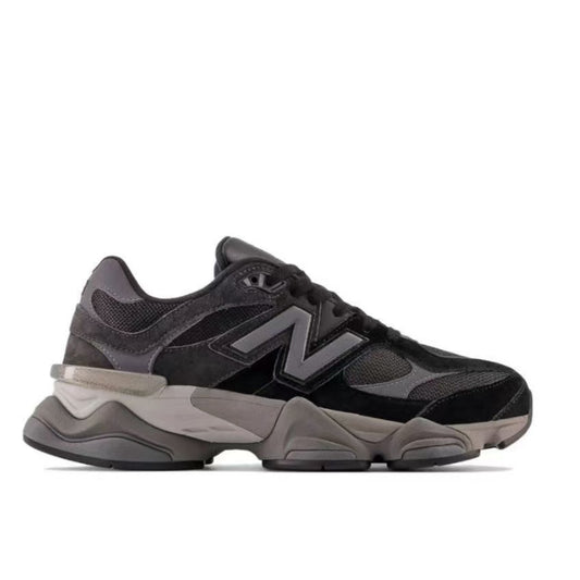 New Balance 9060 in Black/Grey