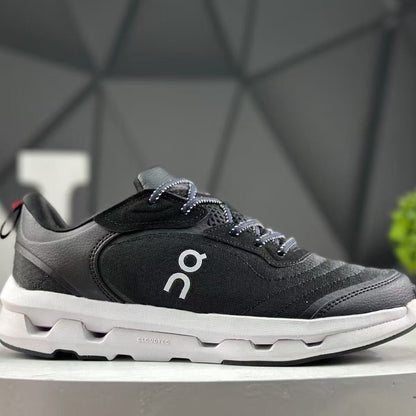 On: Black/White – Engineered for Timeless Contrast