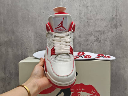 Air Jordan 4 Retro "Valentine's Day / Siren Red"