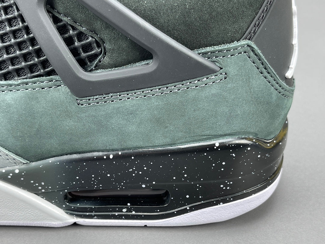 AIR JORDAN 4 x FEAR - Prime Reps