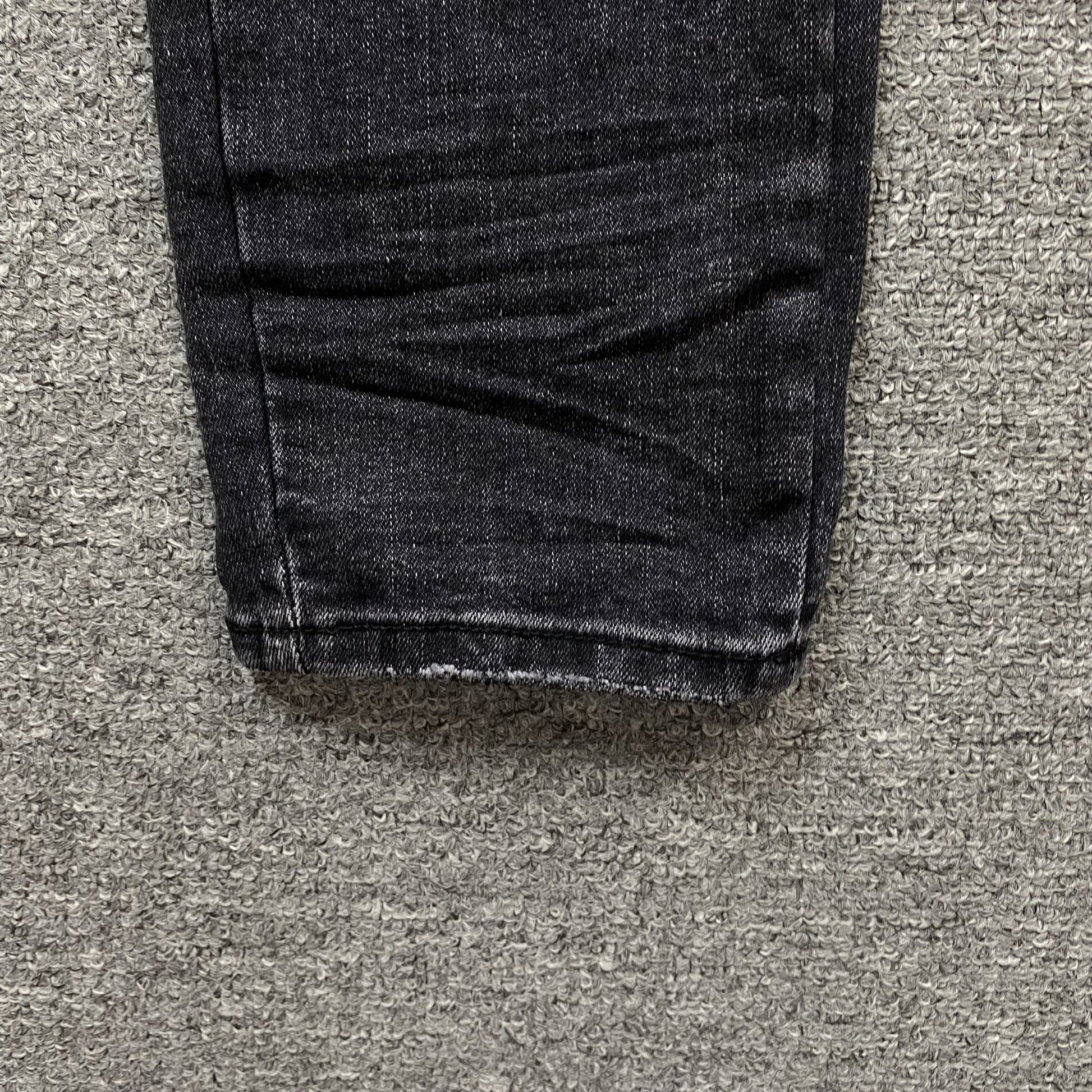 AMIRI VARSITY LOGO REPAIR JEANS - Prime Reps