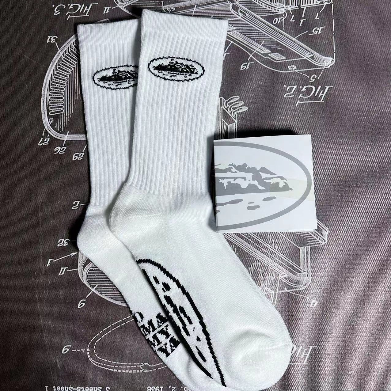 CORTEIZ ALCATRAZ SOCKS WHITE - Prime Reps