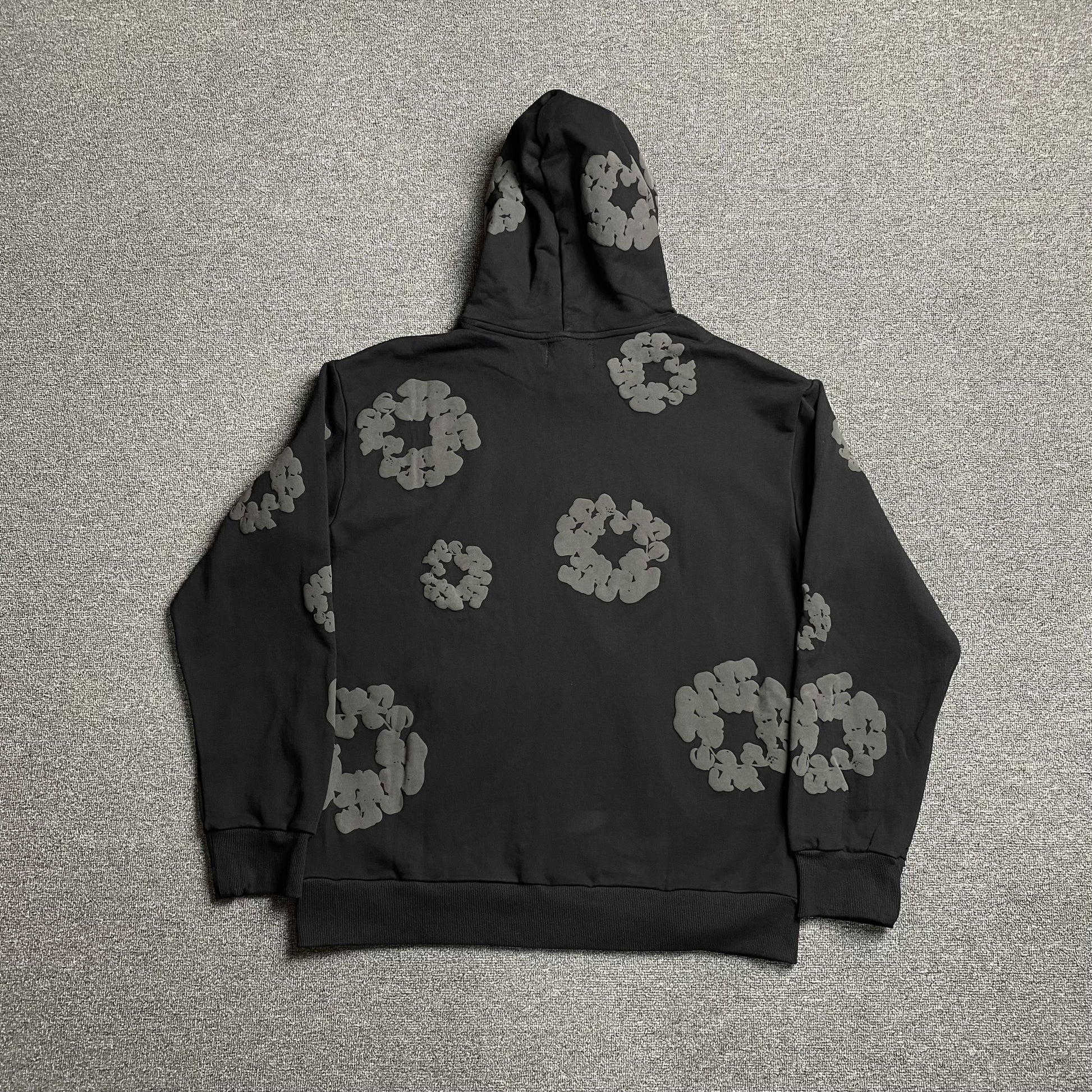 DENIM TEARS COTTON WREATH HOODIE MONOCHROME BLACK - Prime Reps