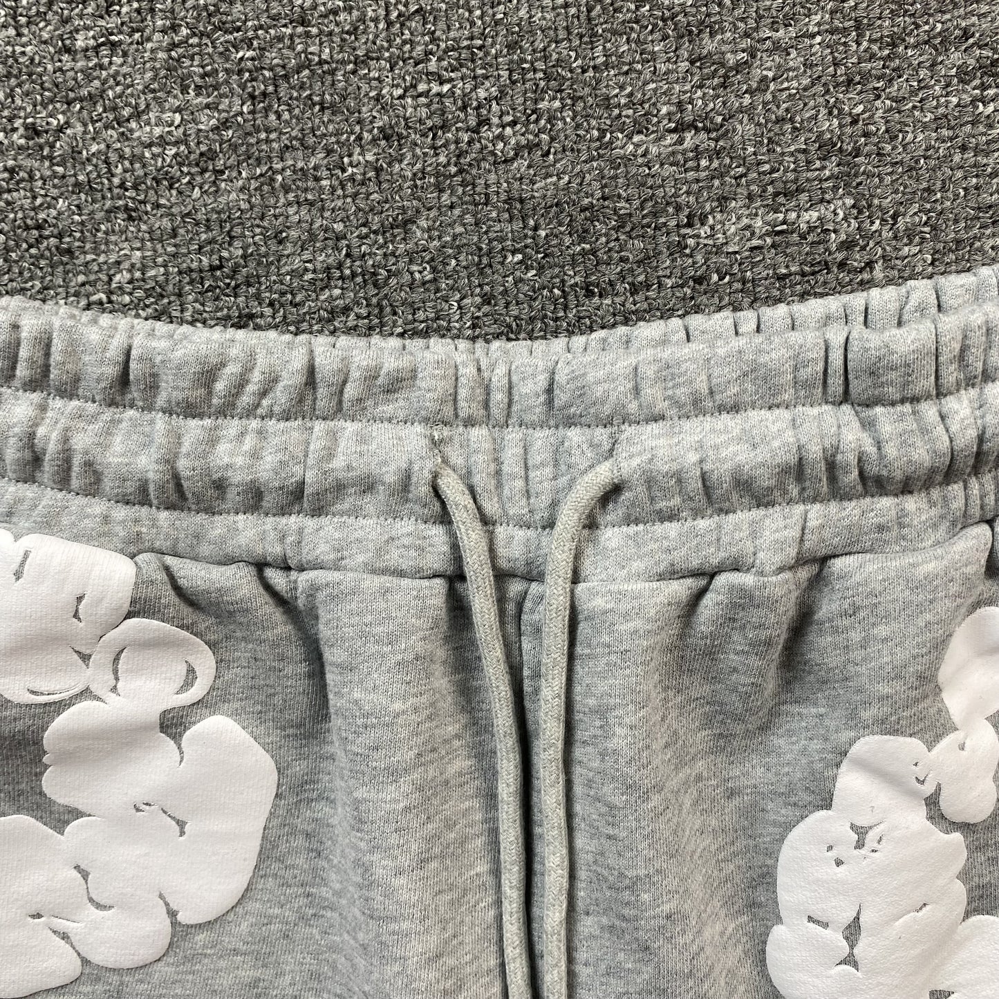 DENIM TEARS COTTON WREATH SHORTS GREY - Prime Reps