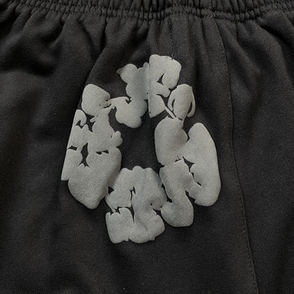 DENIM TEARS COTTON WREATH SHORTS MONOCHROME BLACK - Prime Reps