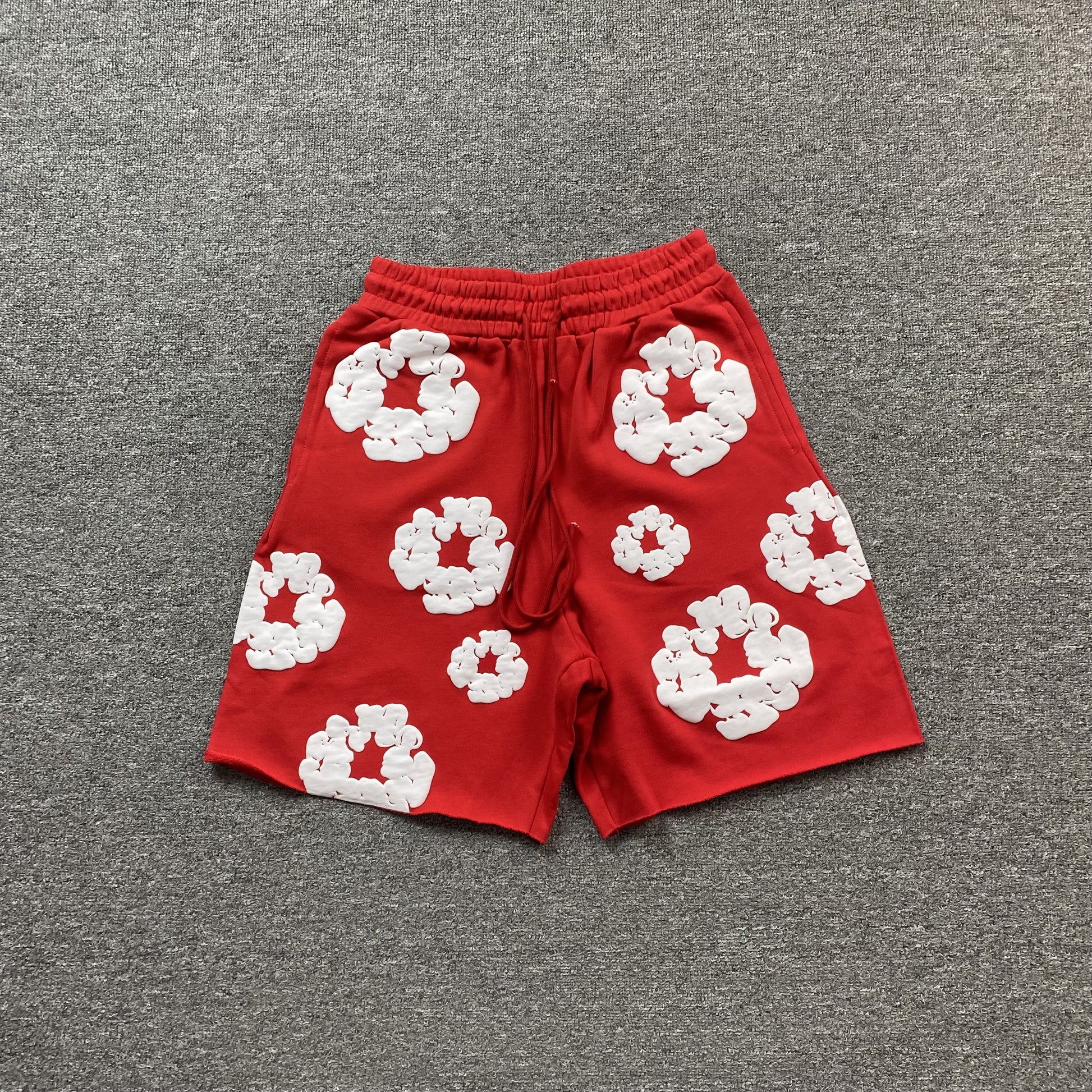 DENIM TEARS COTTON WREATH SHORTS RED - Prime Reps