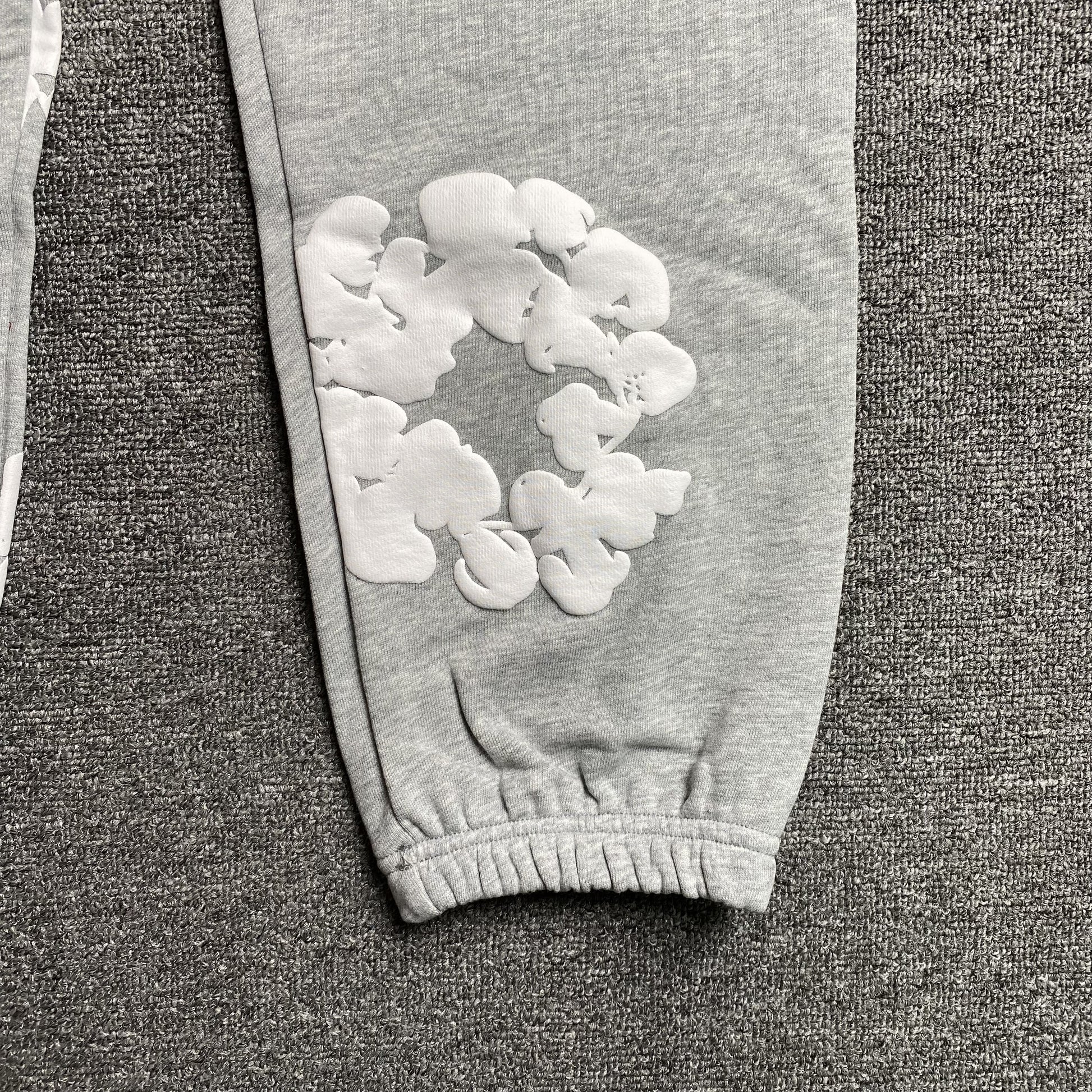 DENIM TEARS COTTON WREATH SWEATPANTS GREY - Prime Reps