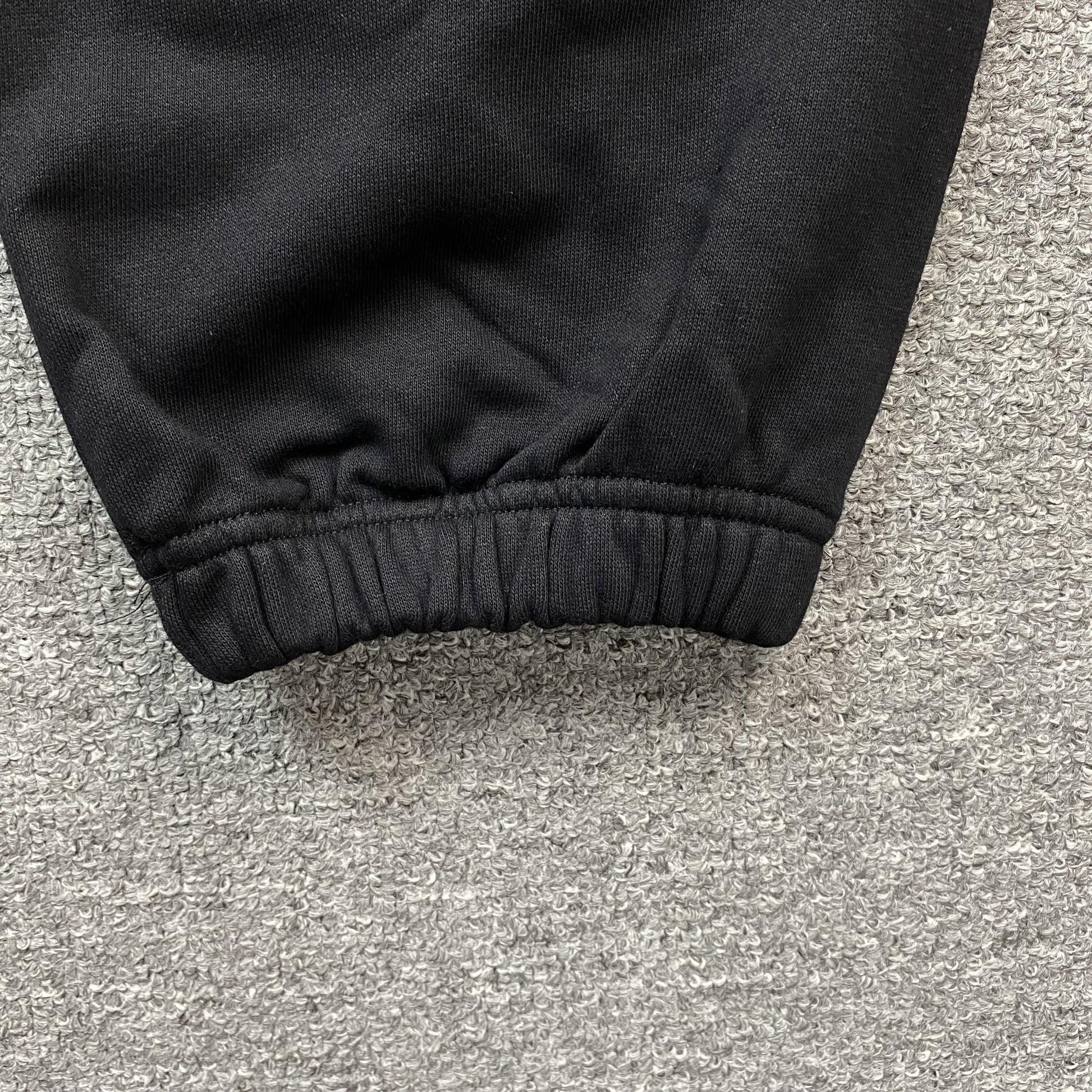 DENIM TEARS COTTON WREATH SWEATPANTS MONOCHROME BLACK - Prime Reps