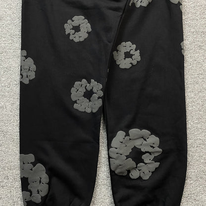DENIM TEARS COTTON WREATH SWEATPANTS MONOCHROME BLACK - Prime Reps