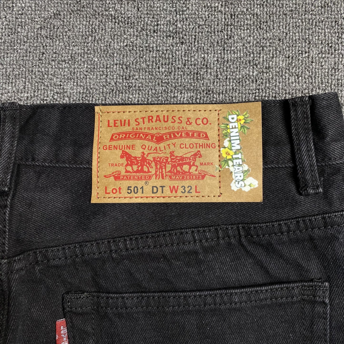 DENIM TEARS x LEVI'S COTTON WREATH JEANS BLACK - Prime Reps