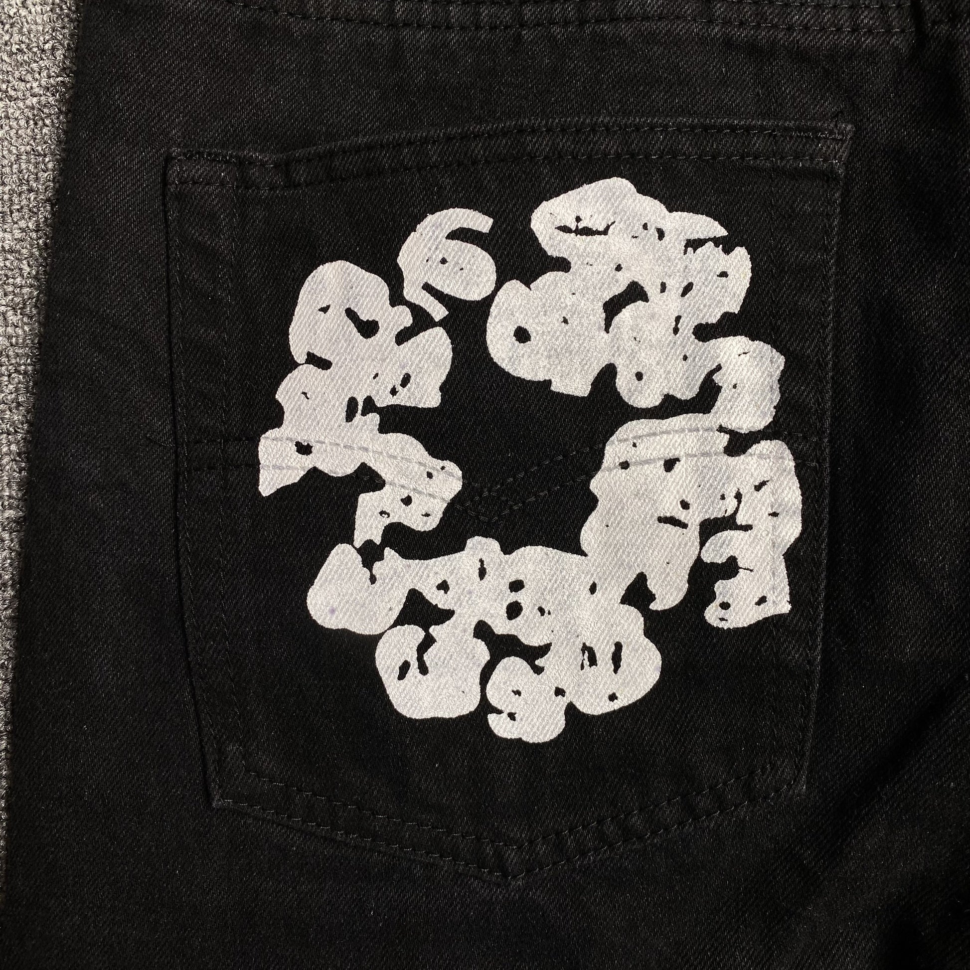 DENIM TEARS x LEVI'S COTTON WREATH JEANS BLACK - Prime Reps