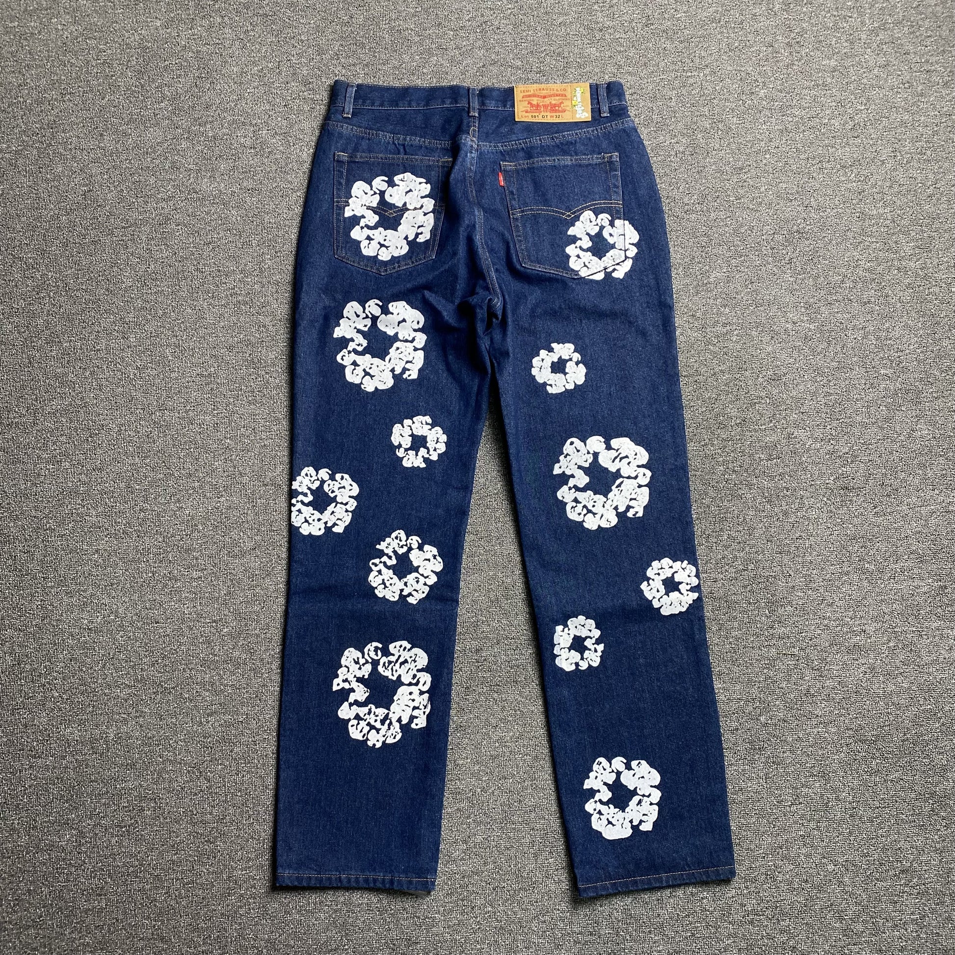 DENIM TEARS x LEVI'S COTTON WREATH JEANS DARK BLUE - Prime Reps