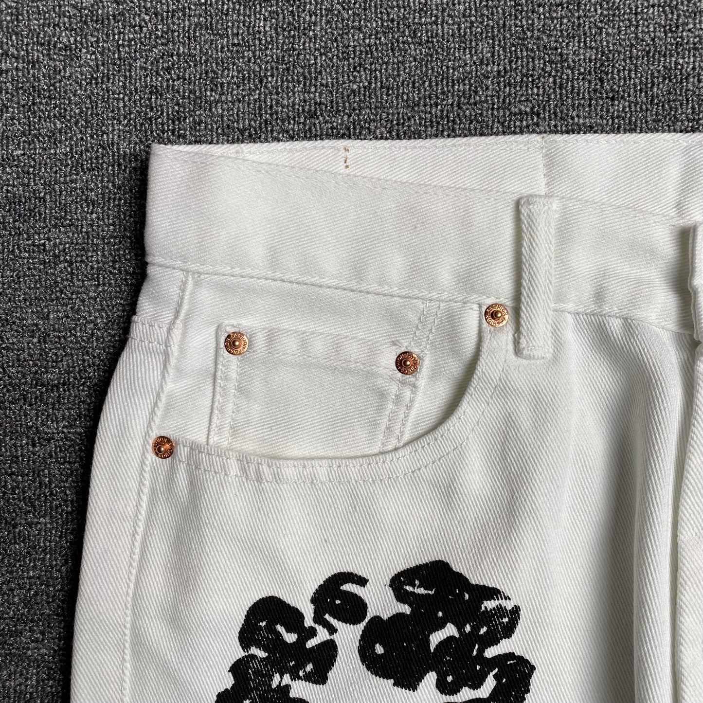 DENIM TEARS x LEVI'S COTTON WREATH JEANS WHITE - Prime Reps