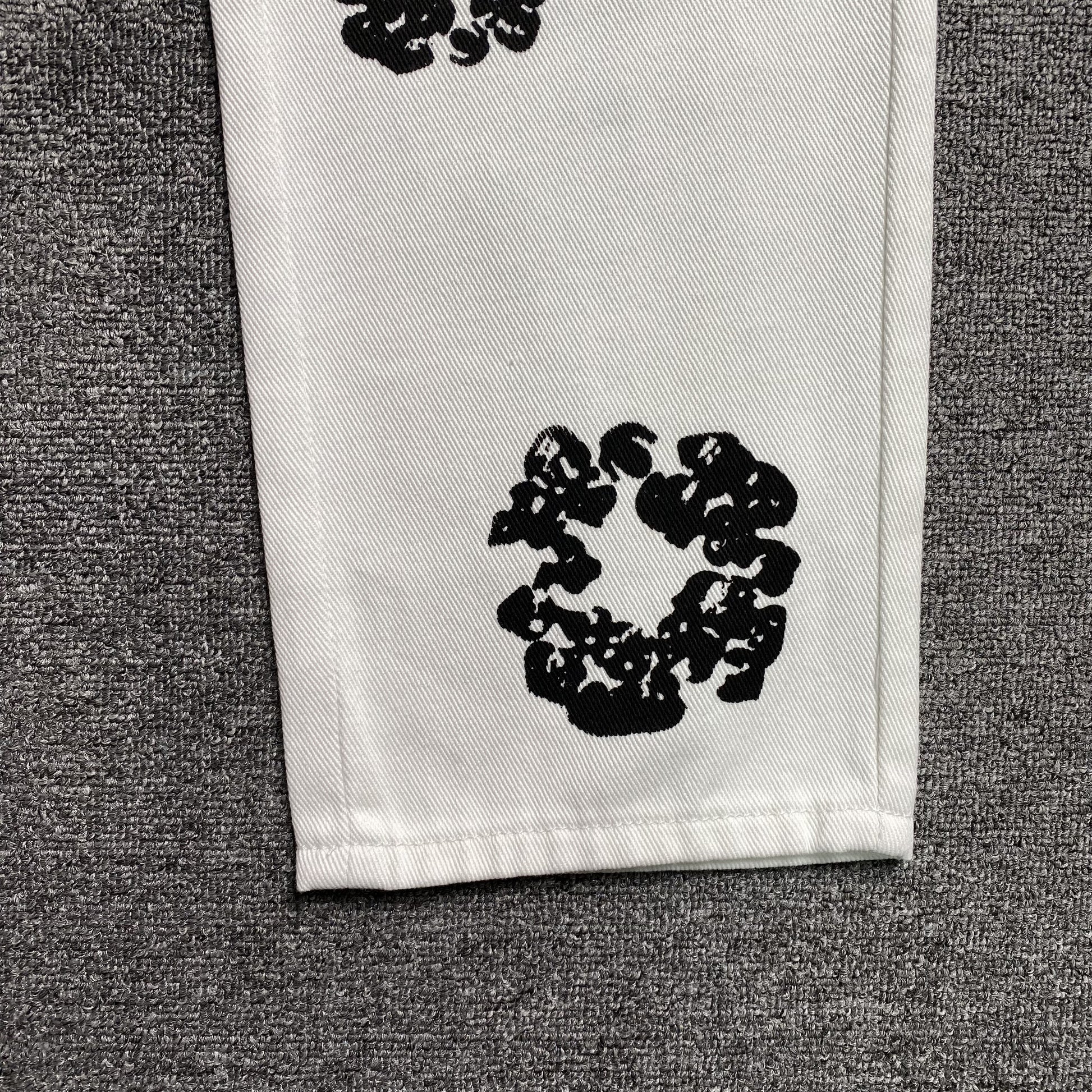 DENIM TEARS x LEVI'S COTTON WREATH JEANS WHITE - Prime Reps