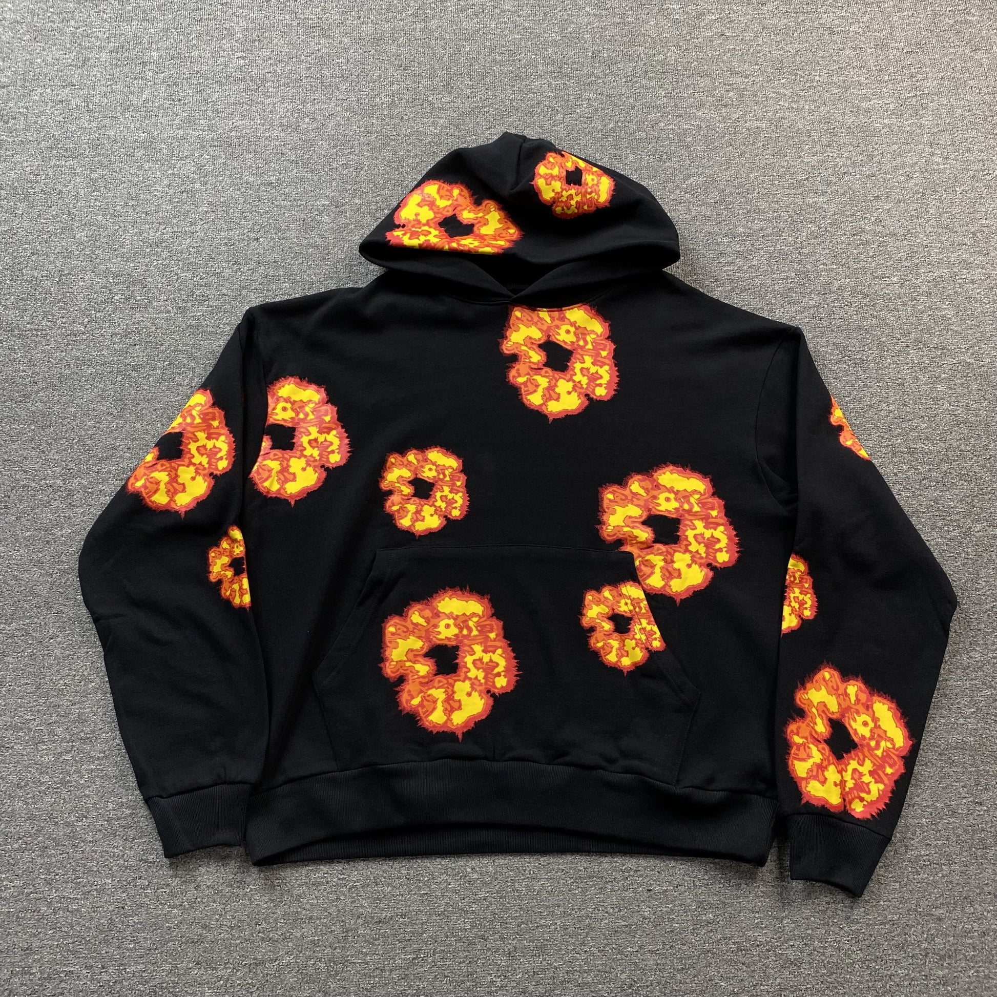 DENIM TEARS x OFFSET WREATH HOODIE BLACK - Prime Reps