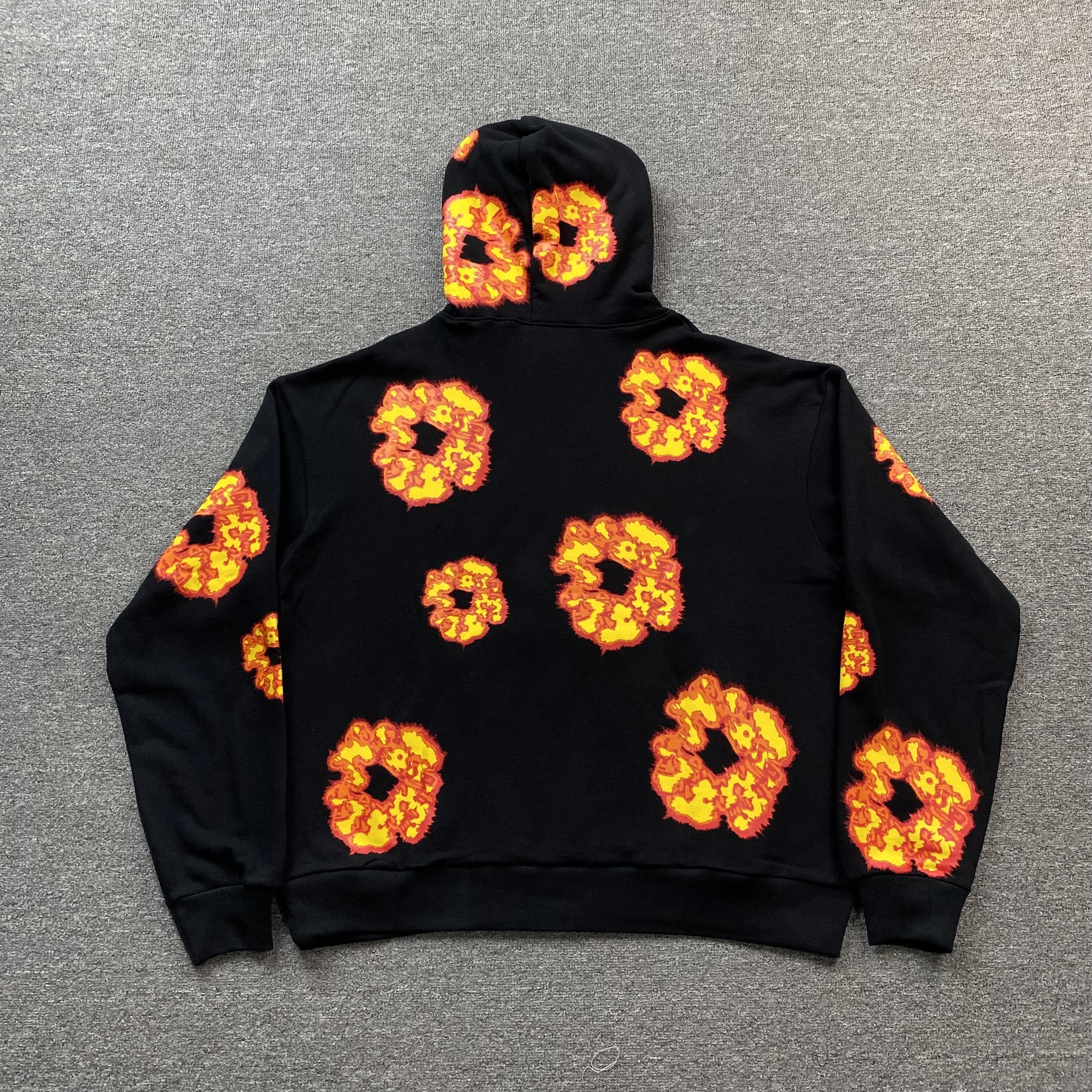 DENIM TEARS x OFFSET WREATH HOODIE BLACK - Prime Reps