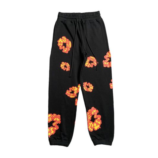 DENIM TEARS x OFFSET WREATH SWEATPANTS BLACK - Prime Reps