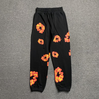 DENIM TEARS x OFFSET WREATH SWEATPANTS BLACK - Prime Reps