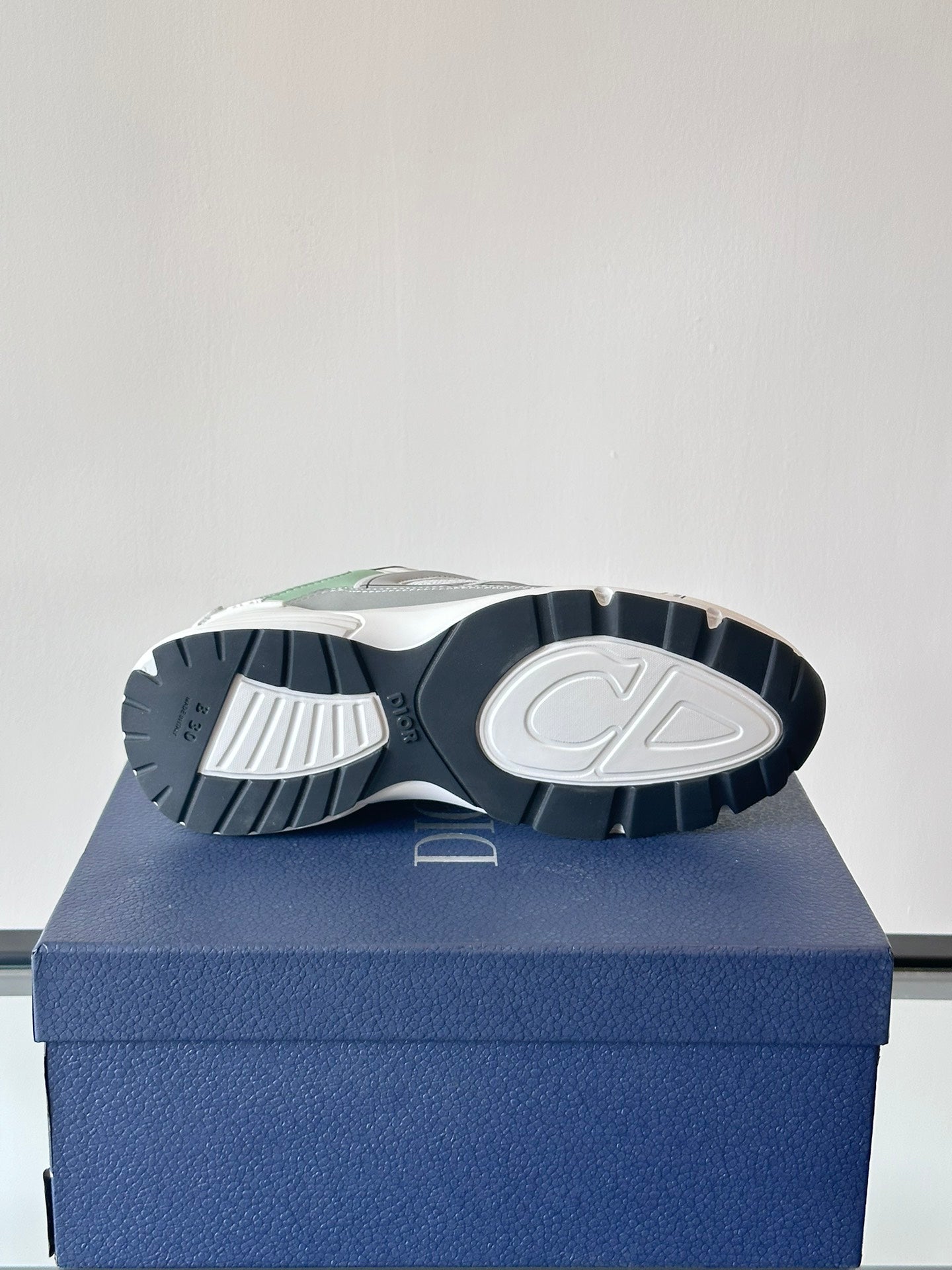 DIOR B30 CELADON GREY WHITE - Prime Reps