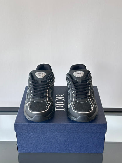 DIOR B30 TRIPLE BLACK - Prime Reps