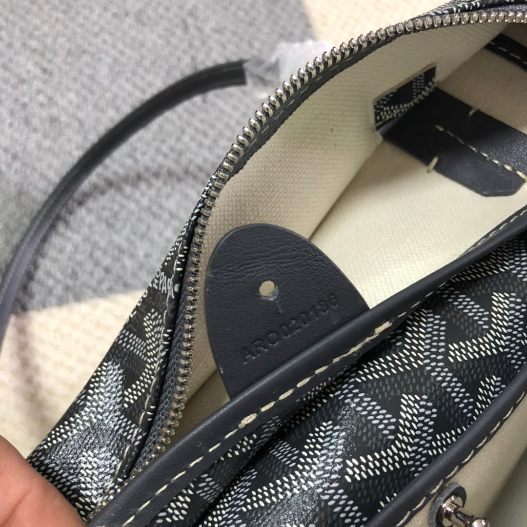 GOYARD ARTOIS PM TOTE BAG GREY - Prime Reps