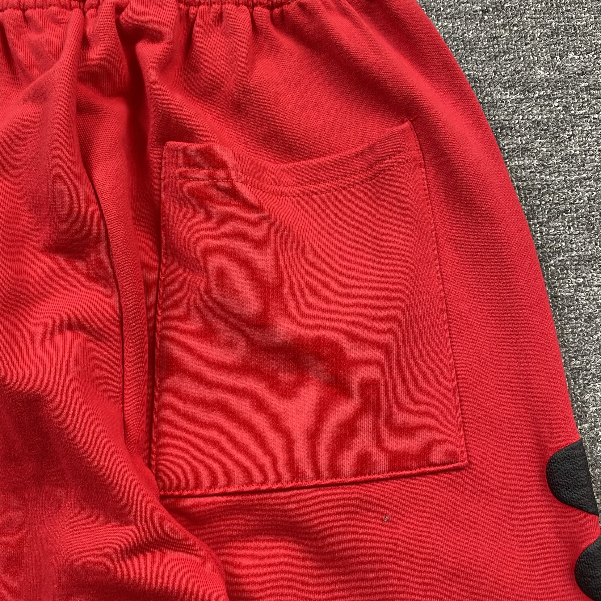 SP5DER BELUGA SWEATPANTS RED - Prime Reps