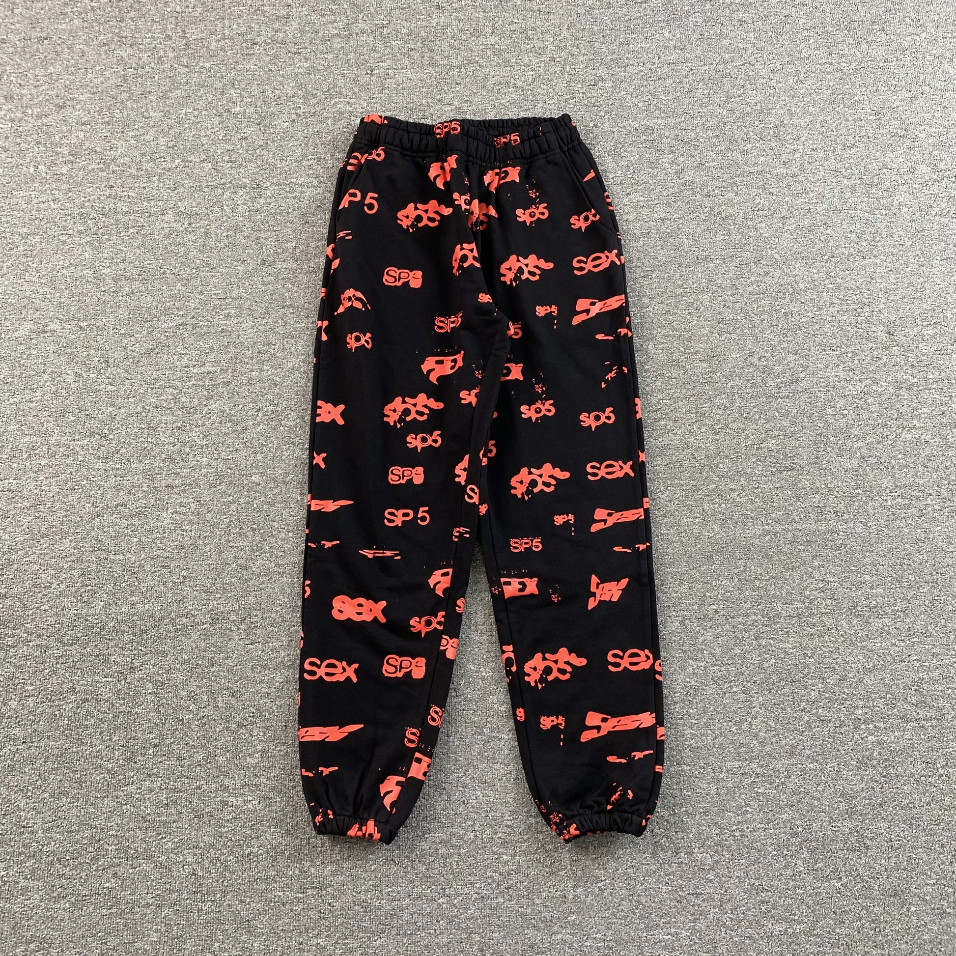 SP5DER SEX AOP SWEATPANTS BLACK - Prime Reps