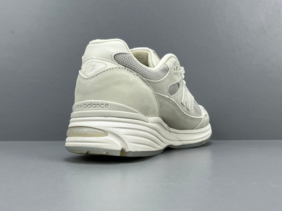 STONE ISLAND x 991v2 MADE IN ENGLAND GHOST PACK BEIGE - Prime Reps