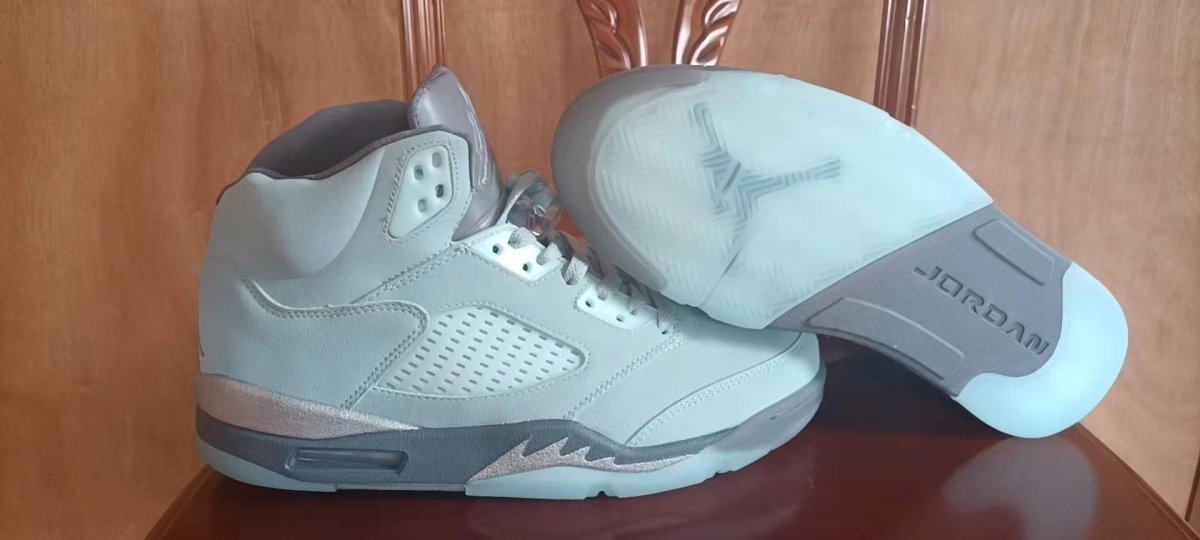 Air Jordan 5 "Blue Suede" - Prime Reps