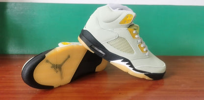 Air Jordan 5 "Light Bone/Club Gold" - Prime Reps