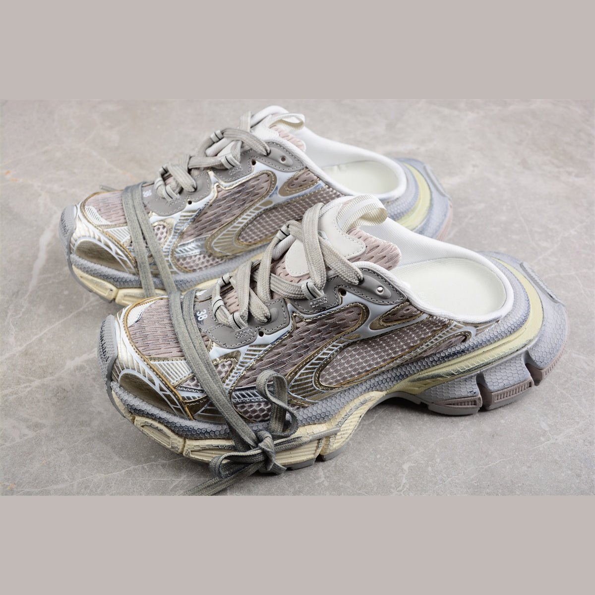 BALENCIAGA 3XL MULE x CHAMPAGNE GOLD - Prime Reps