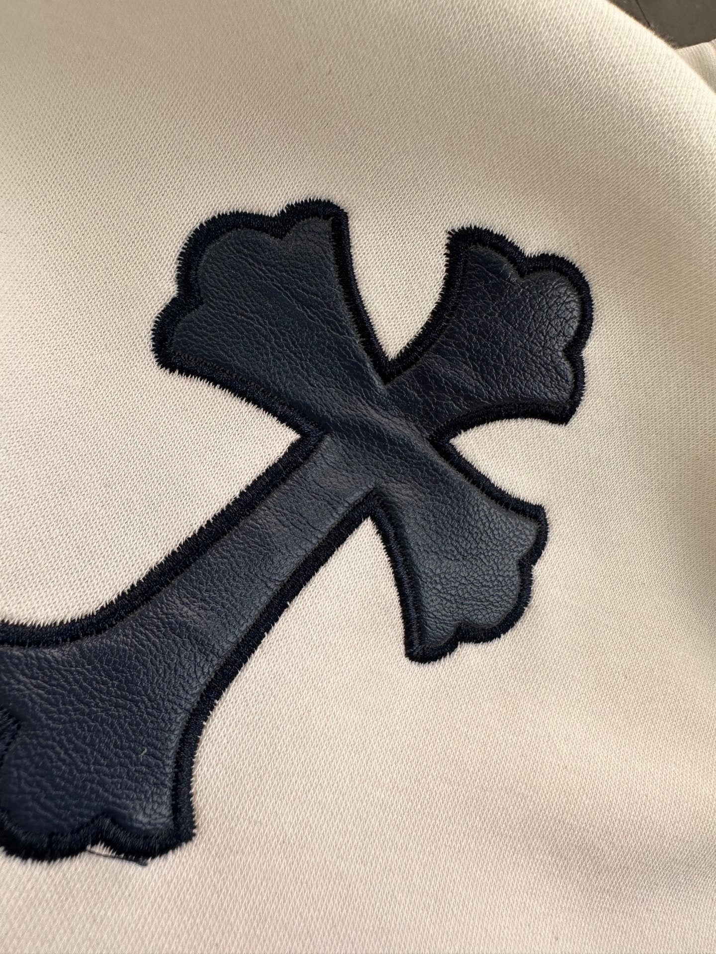 CHROME HEARTS BLACK CROSS PATCH HOODIE WHITE