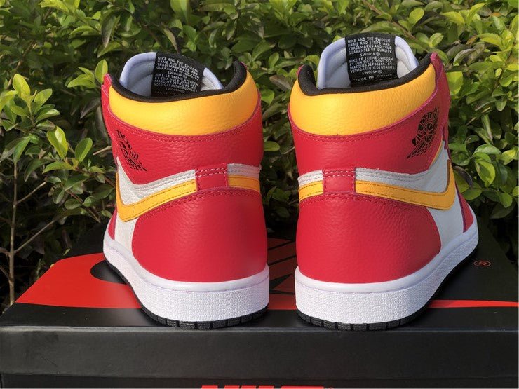 JORDAN 1 RETRO HIGH OG x LIGHT FUSION RED - Prime Reps