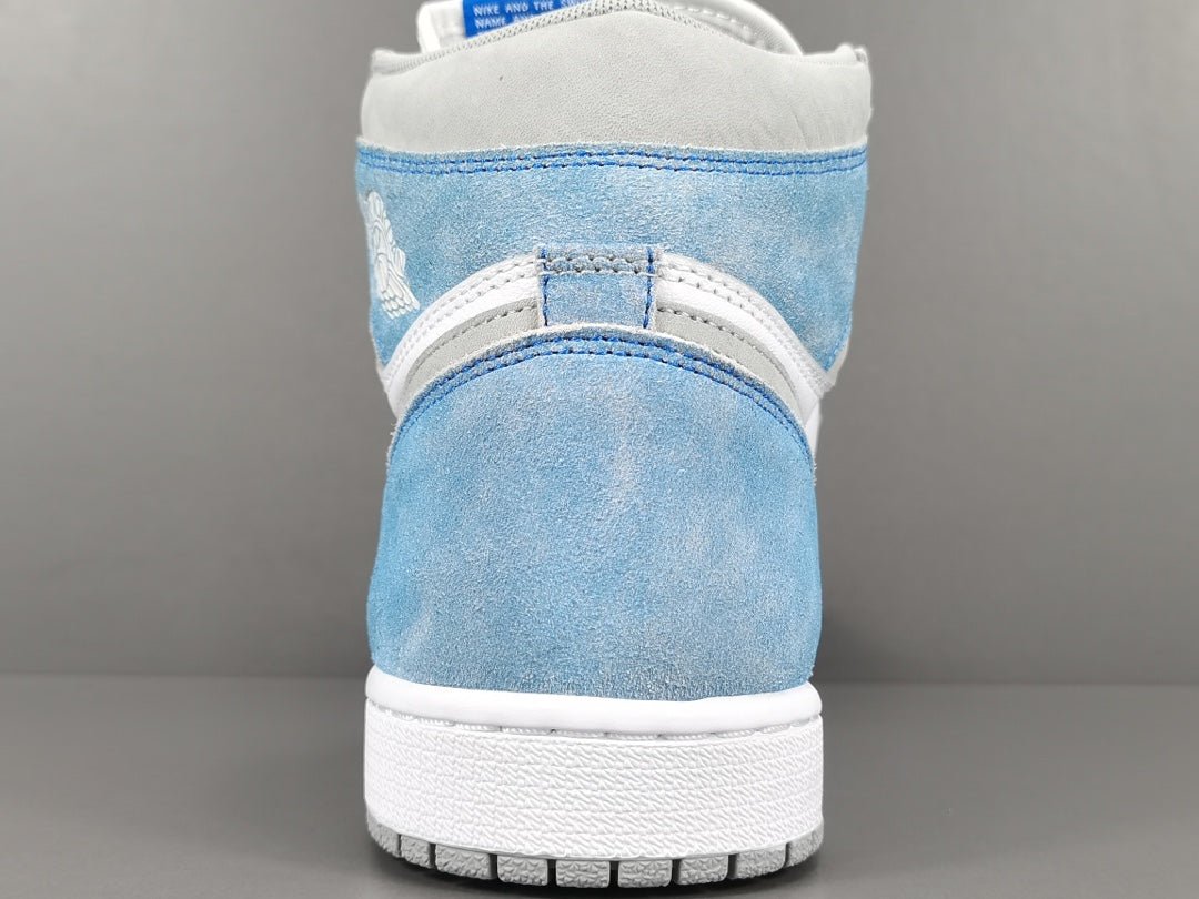 JORDAN 1 RETRO HIGH x HYPER ROYALE SMOKE GREY - Prime Reps