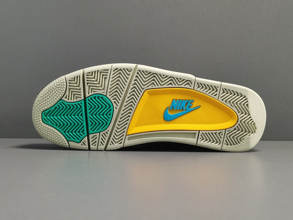 JORDAN 4 x SP 30TH ANNIVERSARY UNION TAUPE HAZE - Prime Reps