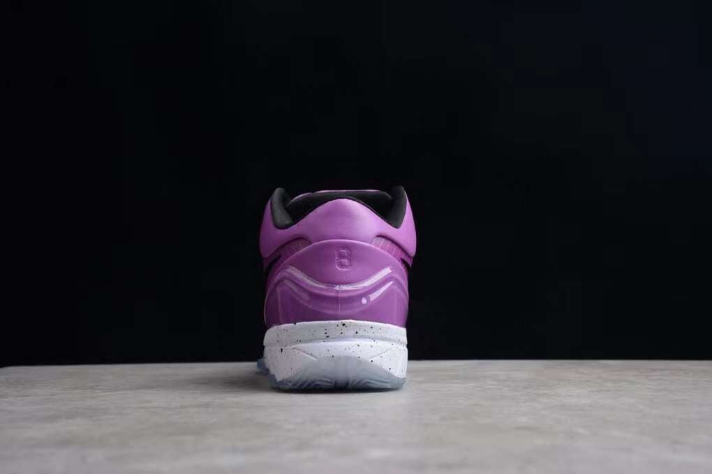 kobe 4 devin booker pe